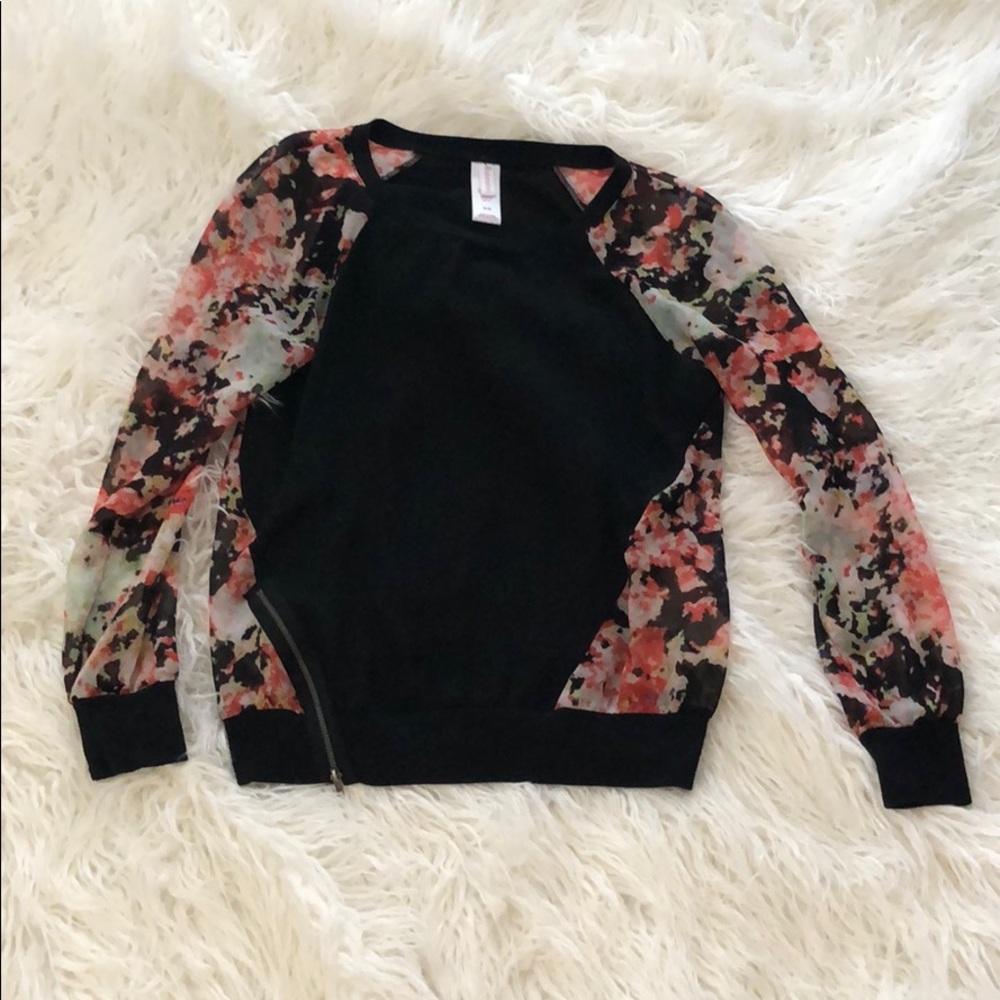 Floral top